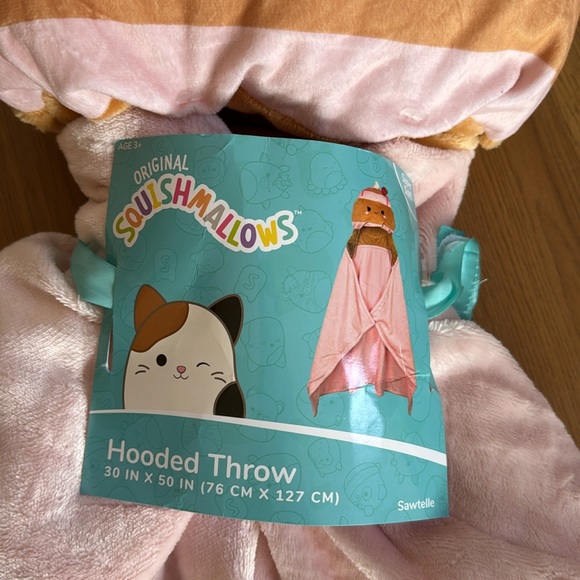 Squishmallow Throw - Picture 2 of 4